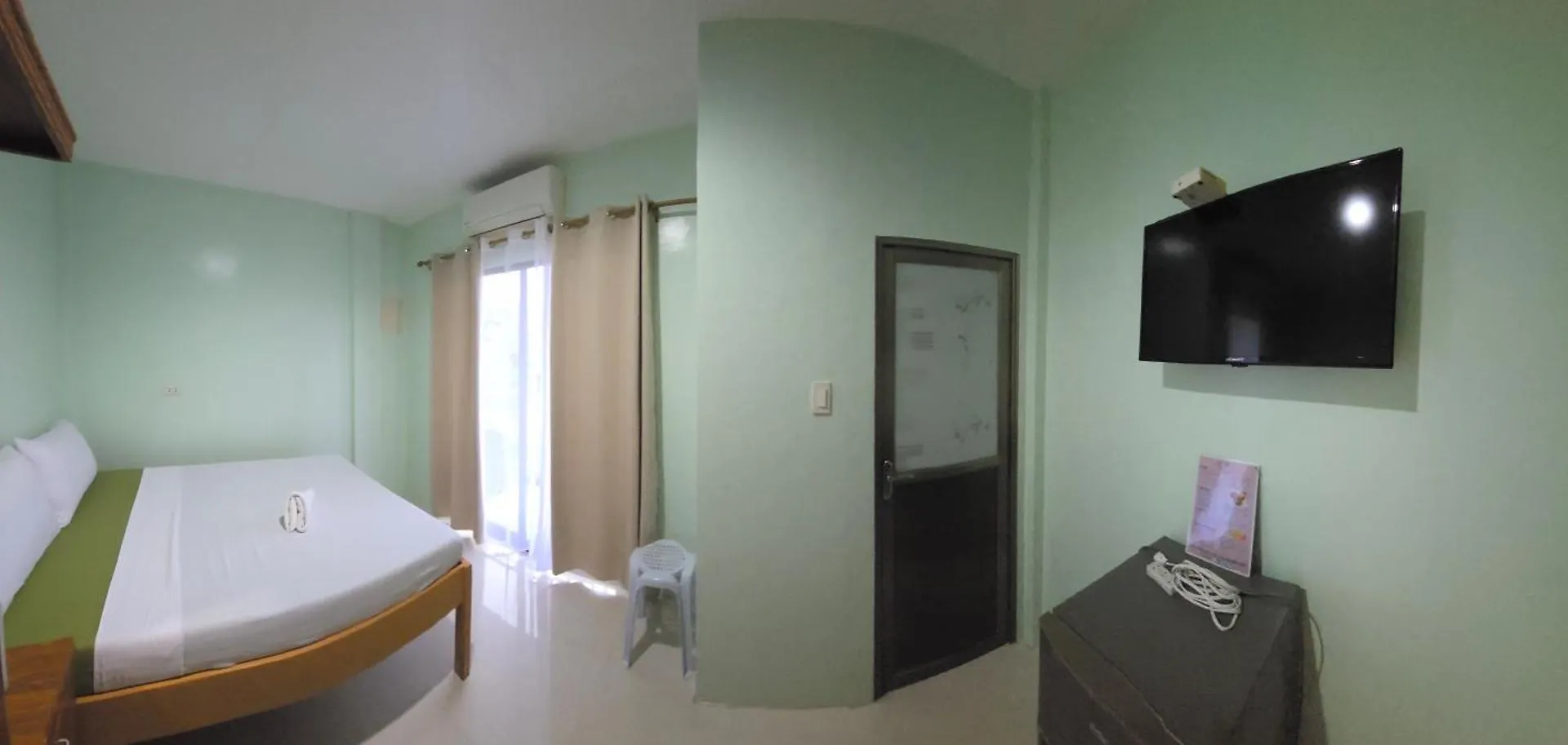 Charlina Inn Panglao 0*,  Filipinas