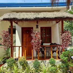 Glorias 1 Bed & Breakfast
